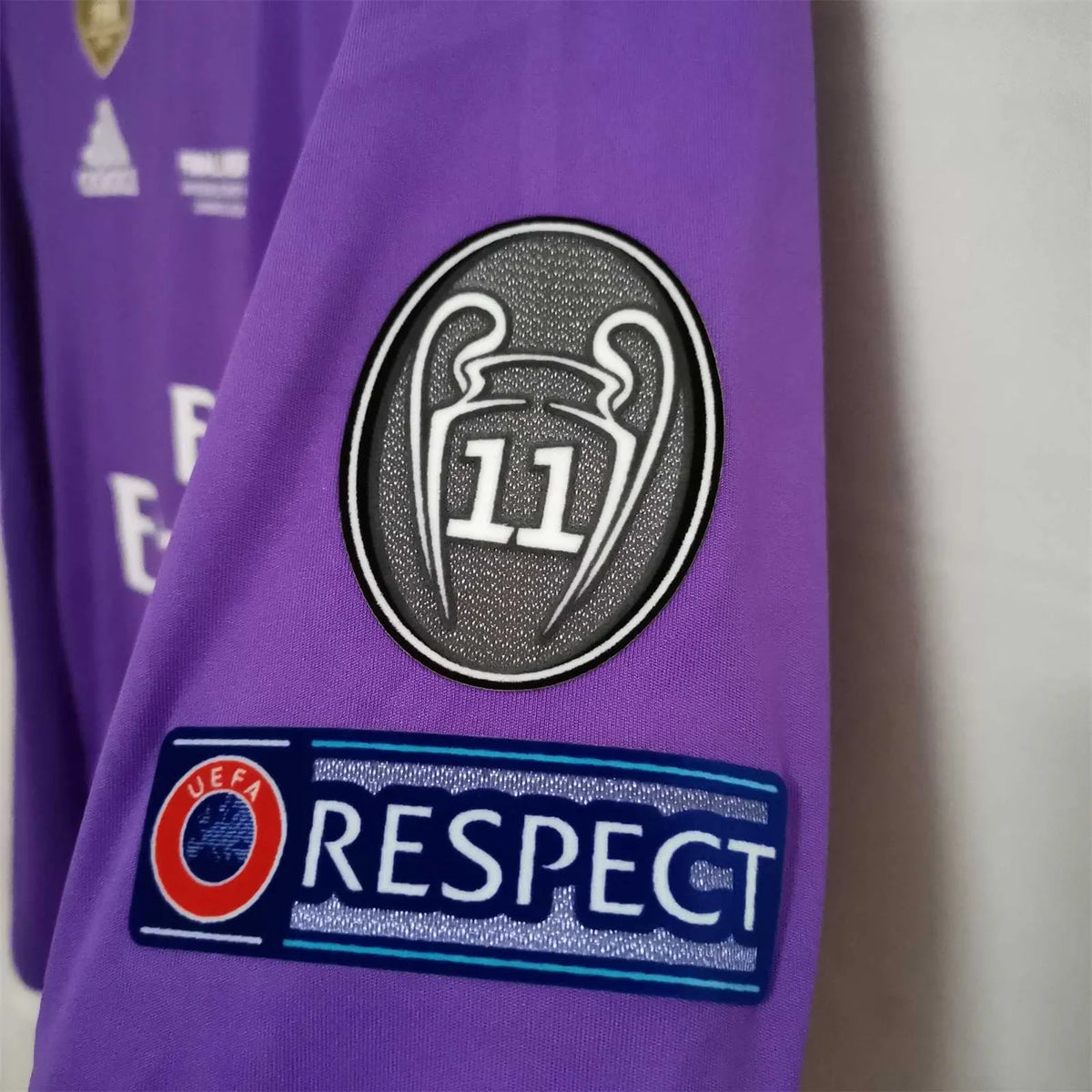 Real Madrid 16/17 Away UCL Final Adult's Long Sleeve Jersey- Retro